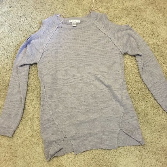 Pastel Purple Fringed Cold Shoulder Knit Sweater - Picture 11 of 15